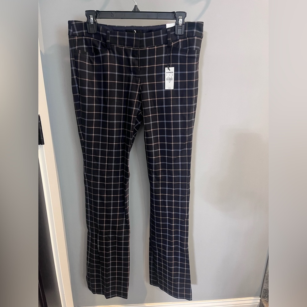 NWT Express Columnist Black Windowpane Plaid Pants with Cream Grid